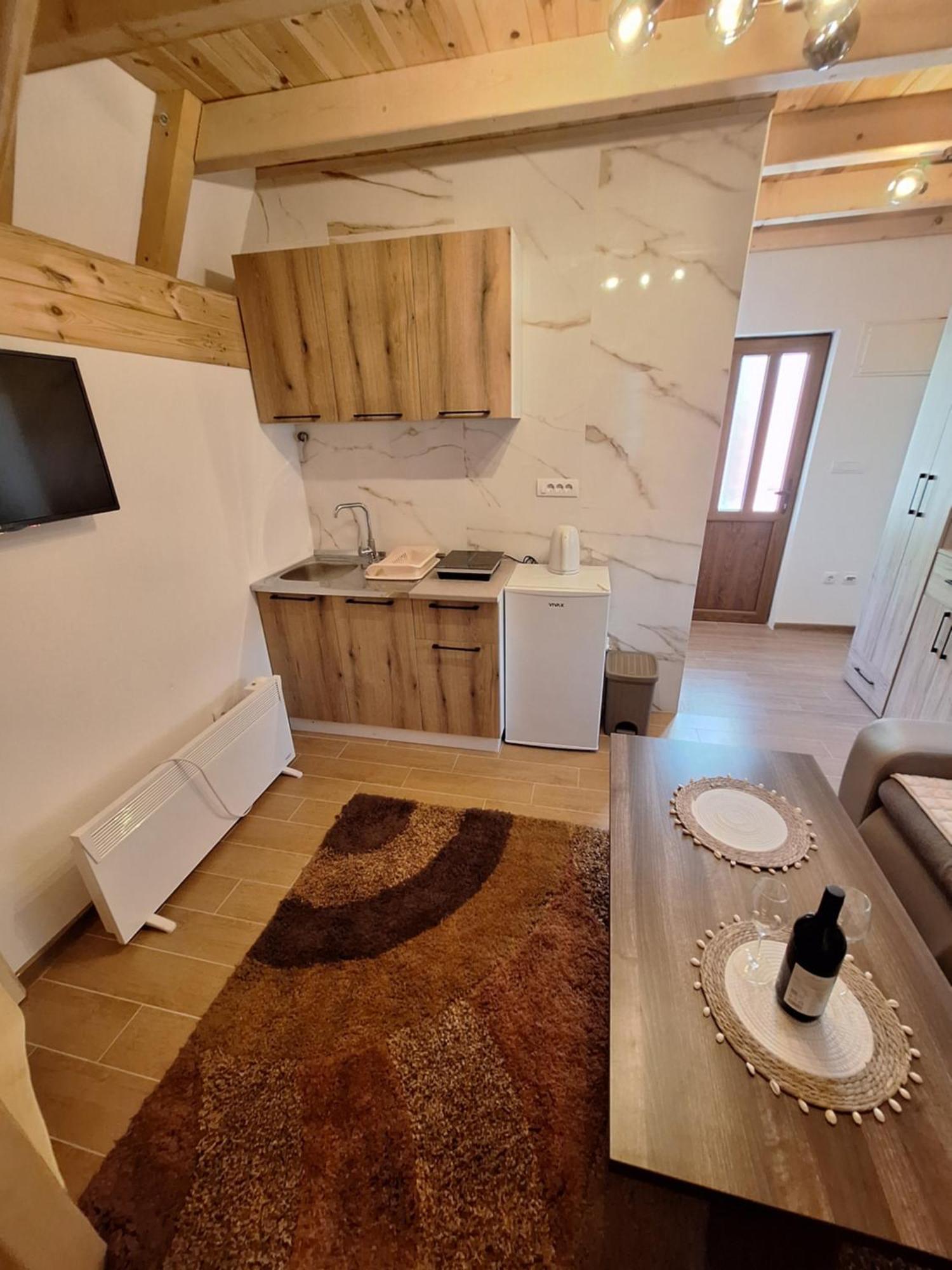 Bungalow Kalina 자블야크 외부 사진